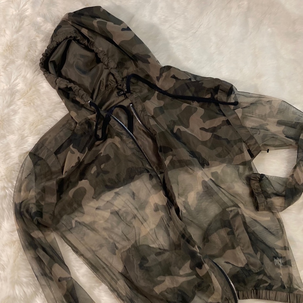 Sheer fashion camo jacket